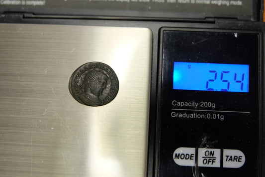 Licinius I.., 308-324, follis, 2,54g : IOVI CONSERVATORI Nádherný !!!