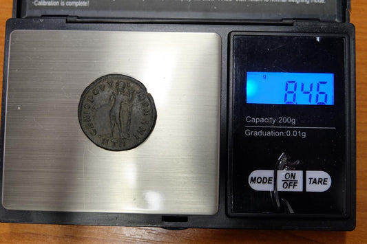 Constantius Chlorus jako caesar 293-305, follis. Minc. Heraclea, 8,45g  nádherný stav